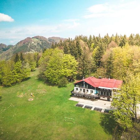 Bed and Breakfast Planinski Dom Na Kalu Dol pri Hrastniku Екстер'єр фото