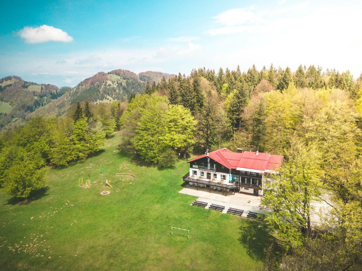 Bed and Breakfast Planinski Dom Na Kalu Dol pri Hrastniku Екстер'єр фото